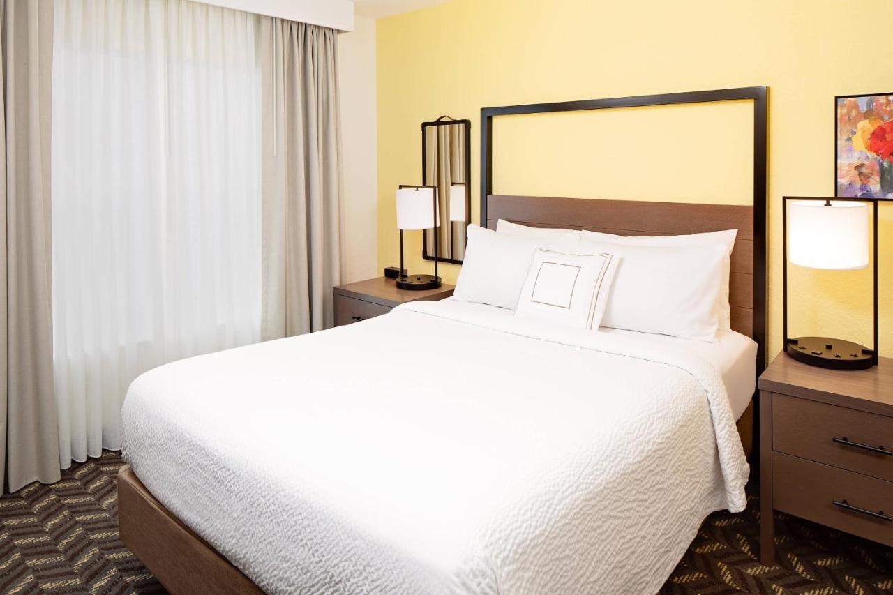 Boston Hotel Dedham